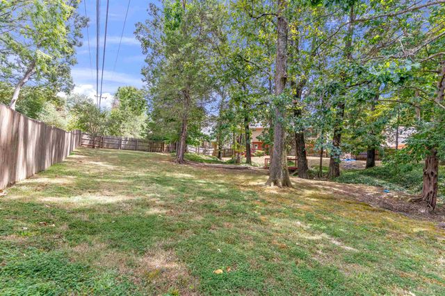 1561 CEDAR FARMS CV, Memphis, TN 38016