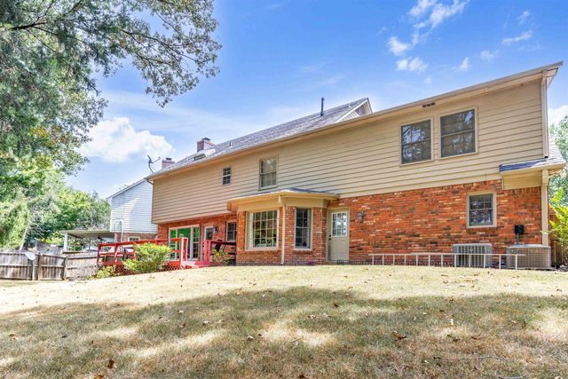 1561 CEDAR FARMS CV, Memphis, TN 38016