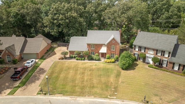 1561 CEDAR FARMS CV, Memphis, TN 38016