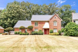 1561 CEDAR FARMS CV, Memphis, TN 38016