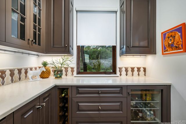 24209 Scenic Loop, San Antonio, TX 78255