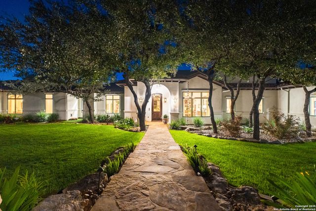 24209 Scenic Loop, San Antonio, TX 78255