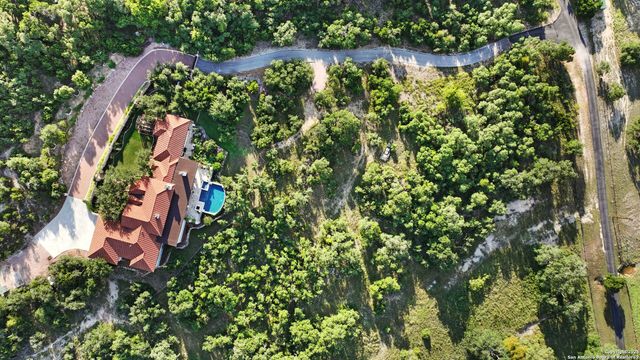 24209 Scenic Loop, San Antonio, TX 78255