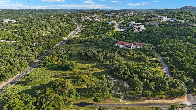 24209 Scenic Loop, San Antonio, TX 78255