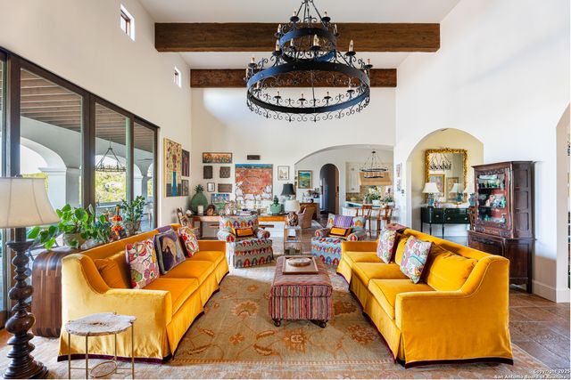 24209 Scenic Loop, San Antonio, TX 78255