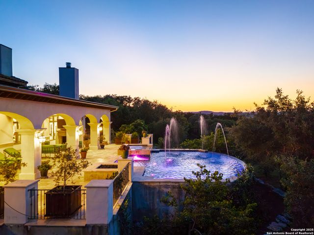 24209 Scenic Loop, San Antonio, TX 78255