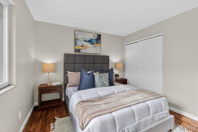 1077 Armada Court, Florissant, MO 63031