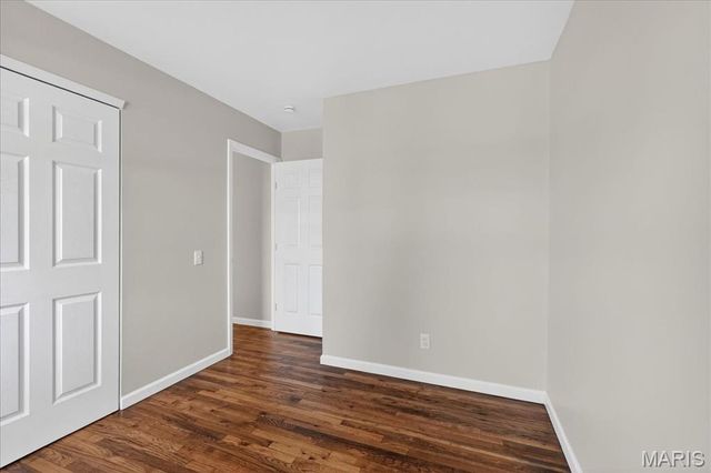 1077 Armada Court, Florissant, MO 63031