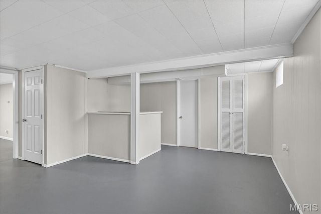 1077 Armada Court, Florissant, MO 63031