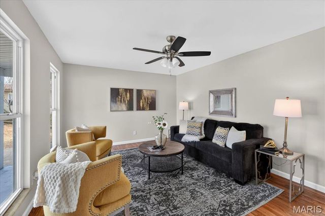 1077 Armada Court, Florissant, MO 63031