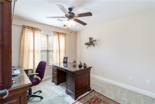 1202 Lexington Circle, Springdale, AR 72762