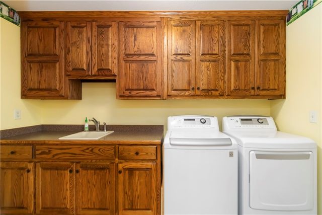 1202 Lexington Circle, Springdale, AR 72762