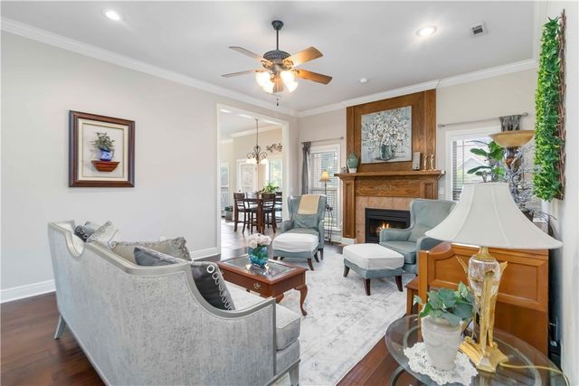 1202 Lexington Circle, Springdale, AR 72762