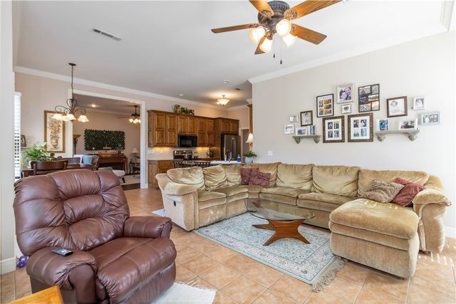 1202 Lexington Circle, Springdale, AR 72762