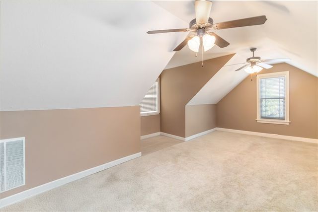 1202 Lexington Circle, Springdale, AR 72762