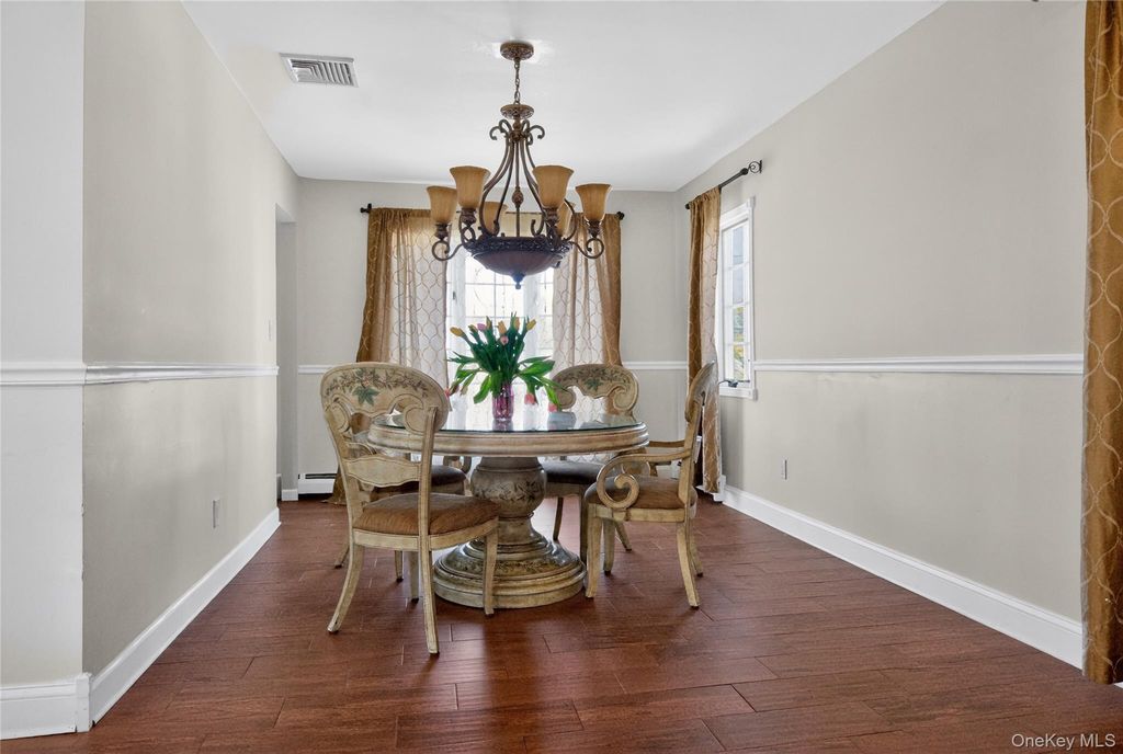 101 Jetmore Place, Massapequa, NY 11758 — photo 5