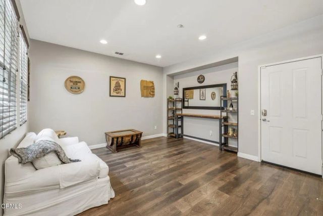 705 Forest Park Boulevard, Oxnard, CA 93036