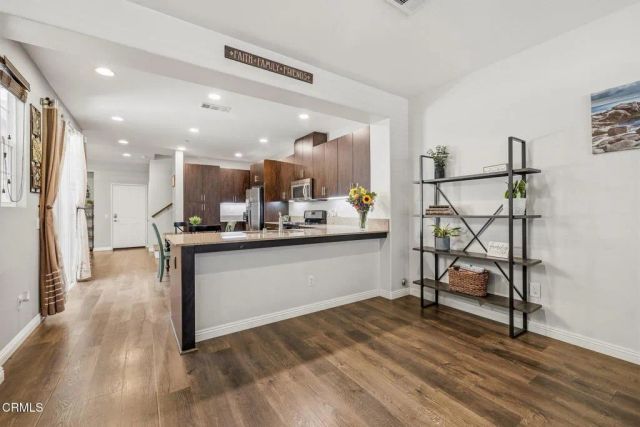 705 Forest Park Boulevard, Oxnard, CA 93036