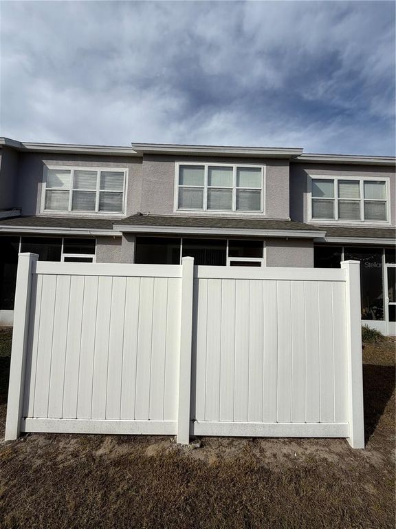 Image 13 of property listing at 4895 SW 45TH ST, Ocala, FL 34474