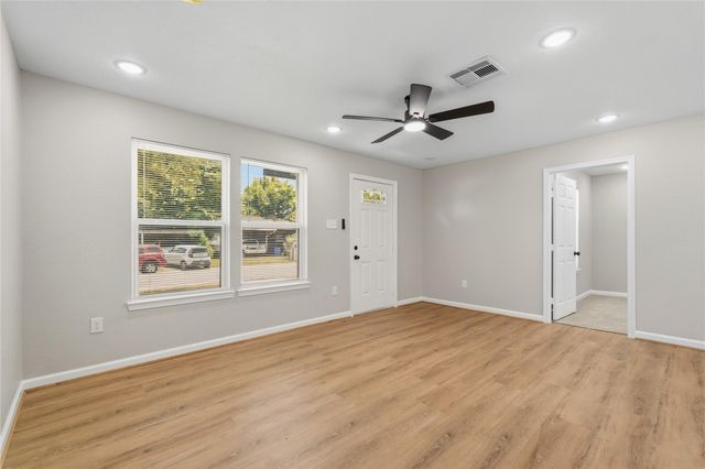10629 Fairfax Street, Houston, TX 77029