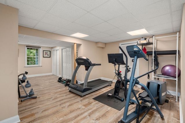 4 Green Meadow Dr, Lynnfield, MA 01940