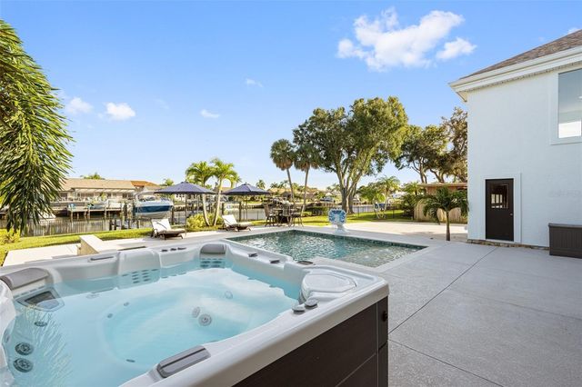 4213 DEEPWATER LANE, Tampa, FL 33615