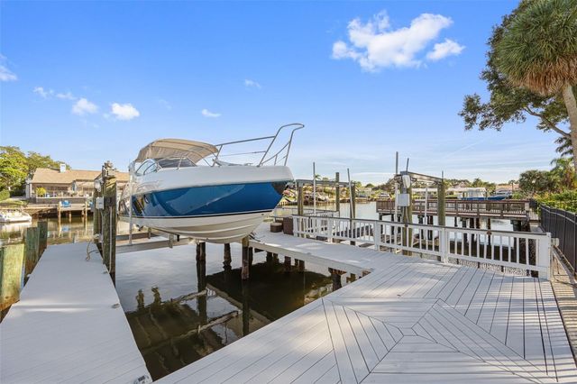 4213 DEEPWATER LANE, Tampa, FL 33615