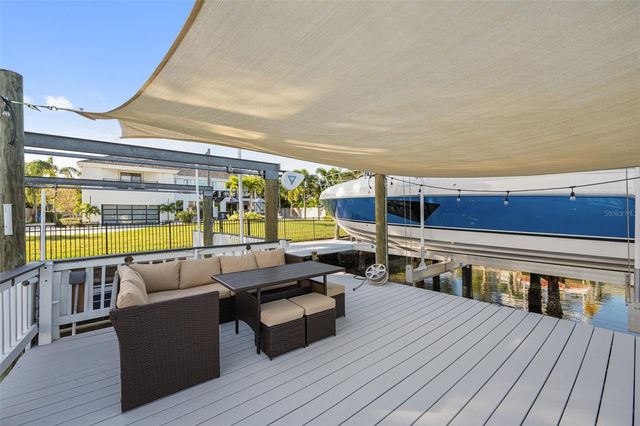4213 DEEPWATER LANE, Tampa, FL 33615