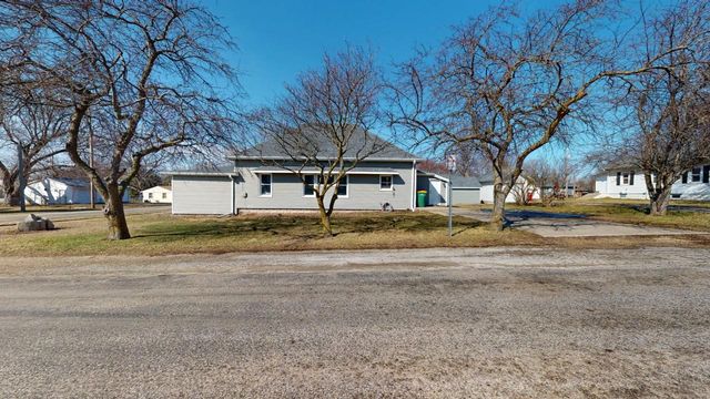 321 3rd Street, Collins, IA 50055