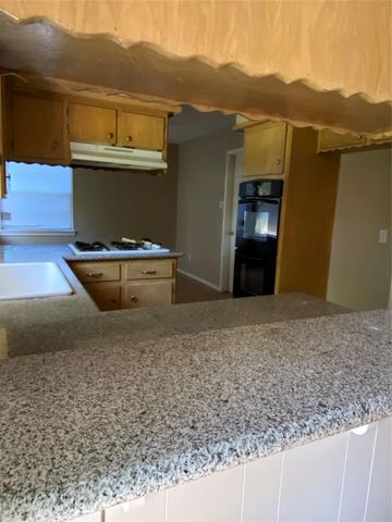9711 S Petersham Drive, Houston, TX 77031