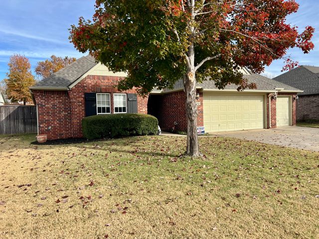 7351 E 119th Street S, Bixby, OK 74008