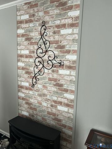 2103 Wakefield Ave, Colonial Heights, VA 23860