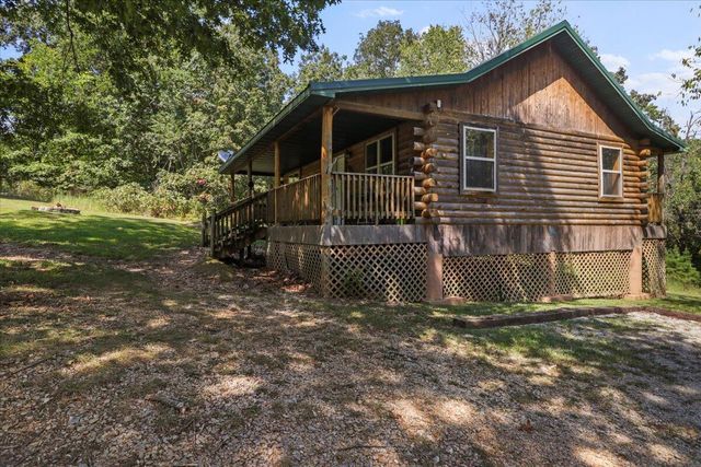 1300 County Road 113, Alton, MO 65606