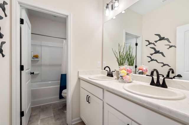 8406 Snowdrop Way, Ooltewah, TN 37363