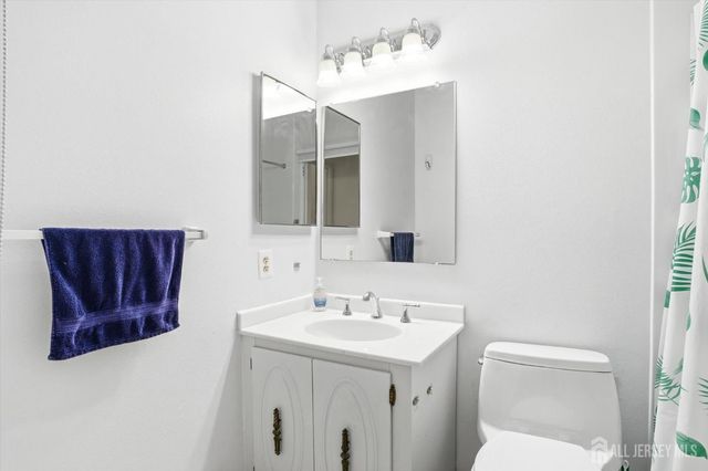 277 Crosse Drive 3E, Monroe, NJ 08831