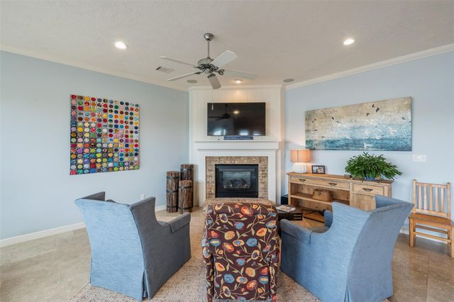 314 Bayshore Drive, Montgomery, TX 77356