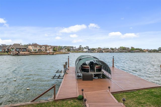 314 Bayshore Drive, Montgomery, TX 77356