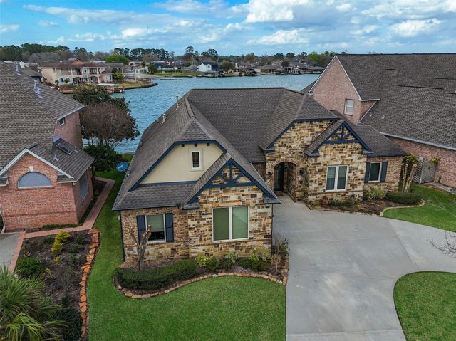 314 Bayshore Drive, Montgomery, TX 77356