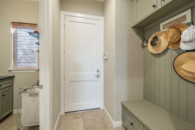 314 Bayshore Drive, Montgomery, TX 77356