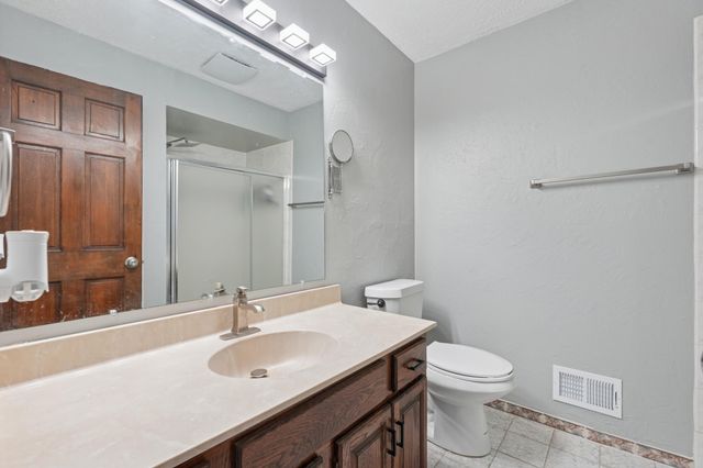 1276 Dunberry Lane, Eagan, MN 55123