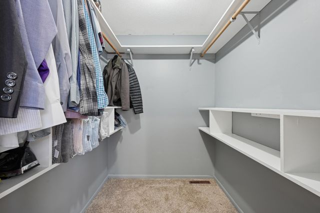 1276 Dunberry Lane, Eagan, MN 55123