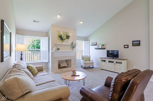 2986 Weatherstone Drive, Carmel, IN 46032