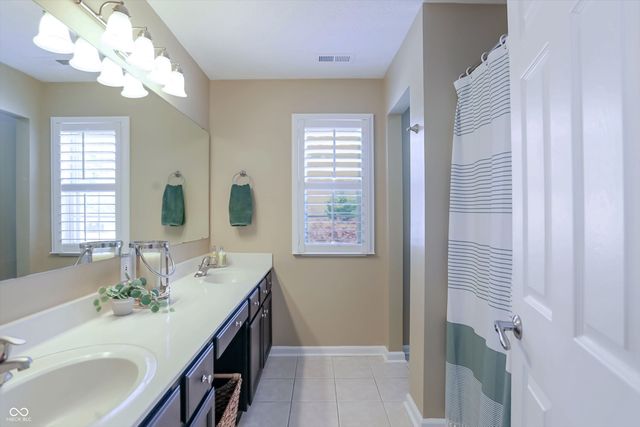 2986 Weatherstone Drive, Carmel, IN 46032