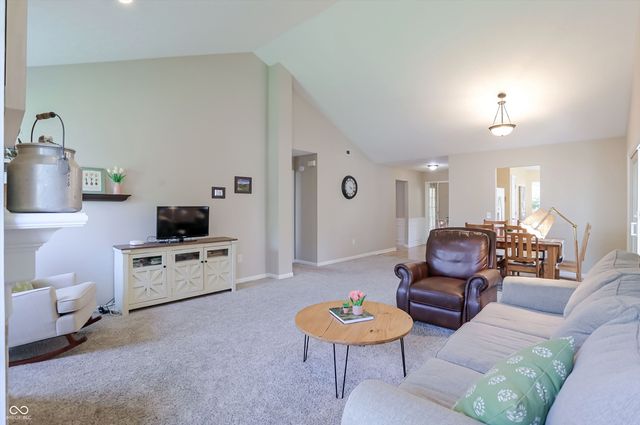 2986 Weatherstone Drive, Carmel, IN 46032