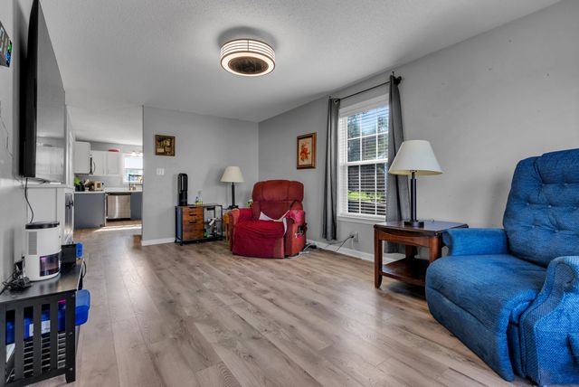 525 Potomac Dr, Oak Grove, KY 42262