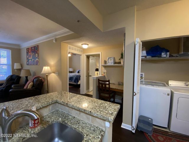 10435 MIDTOWN Parkway 220, Jacksonville, FL 32246