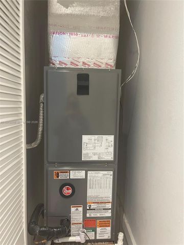 942 NE 42nd Pl, Homestead, FL 33033