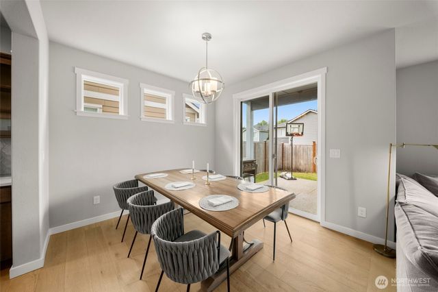 1422 89th Avenue SE, Olympia, WA 98501