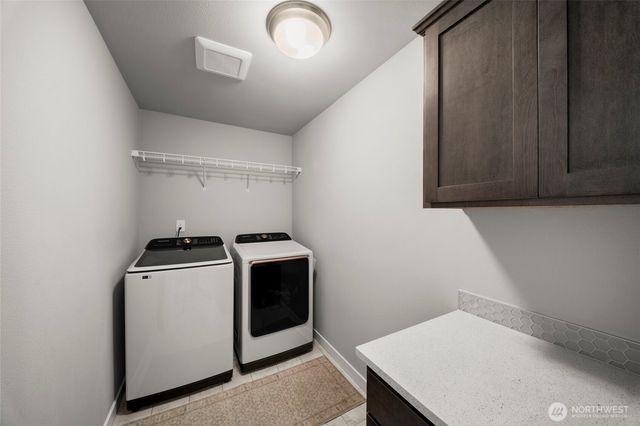 1422 89th Avenue SE, Olympia, WA 98501