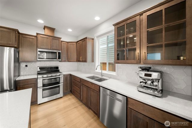 1422 89th Avenue SE, Olympia, WA 98501